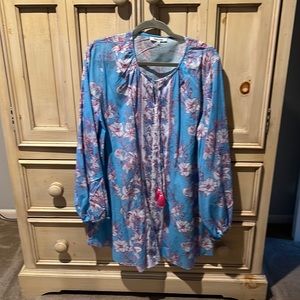 Very cute dress from Tuckernuck size xl blue and pink